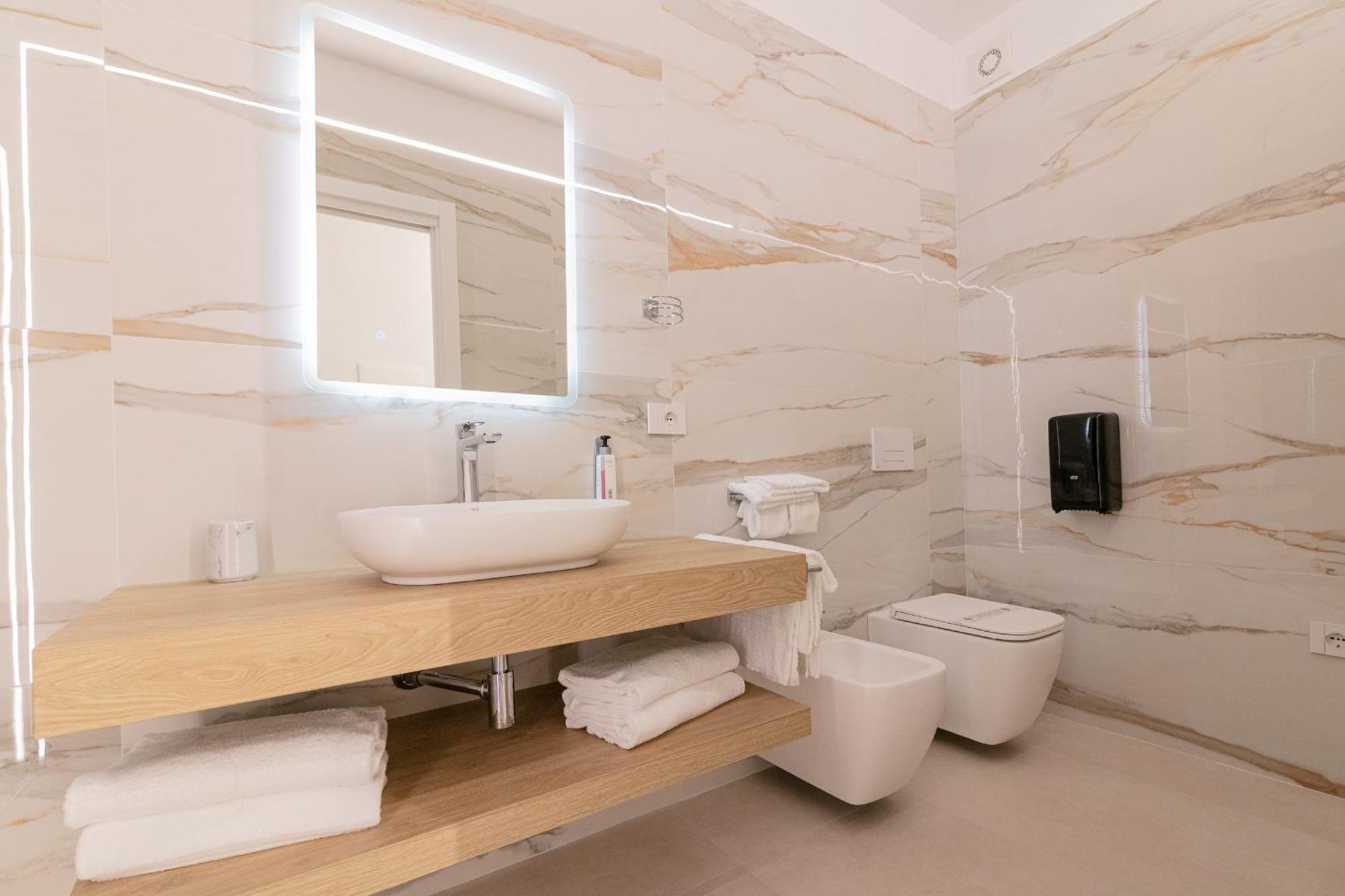 King'S Rooms Termoli Dış mekan fotoğraf